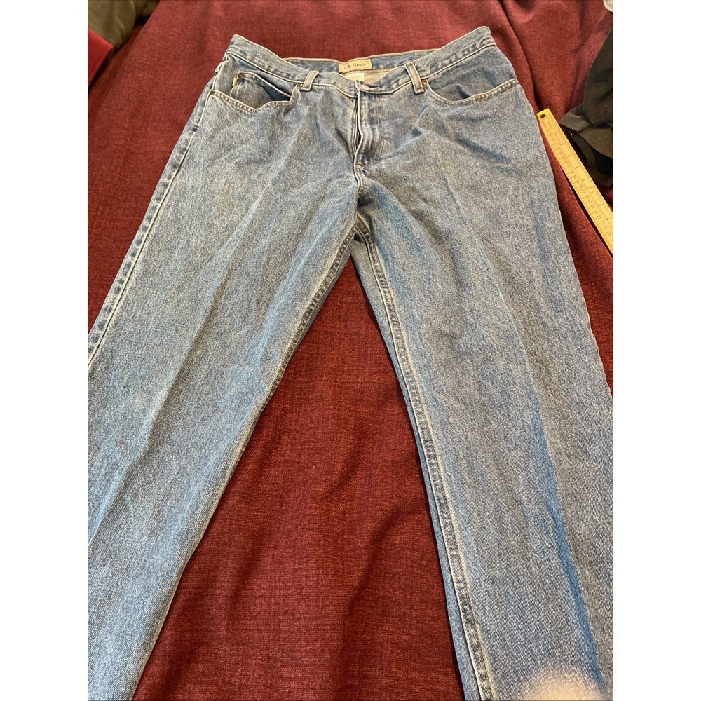 LL Bean Men Jeans Natural Fit Size 38x31